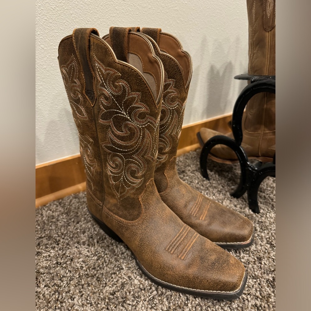 Women’s Ariat Cowboy Boots🐴🤎✨